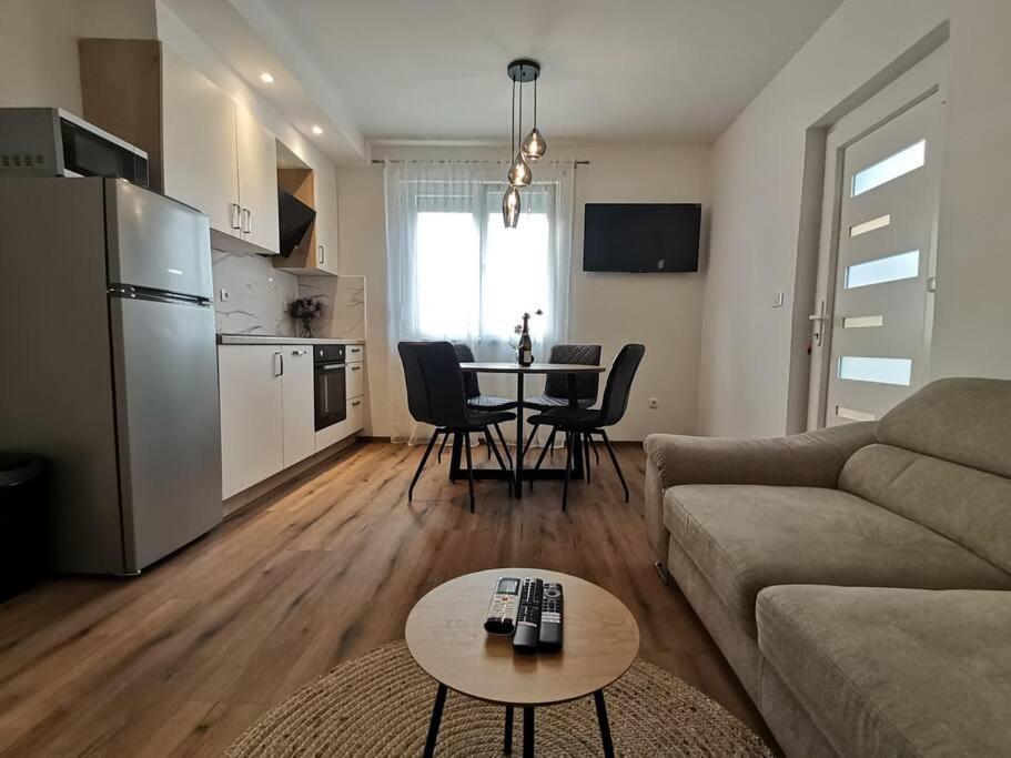 Apartment S ビビニェ エクステリア 写真