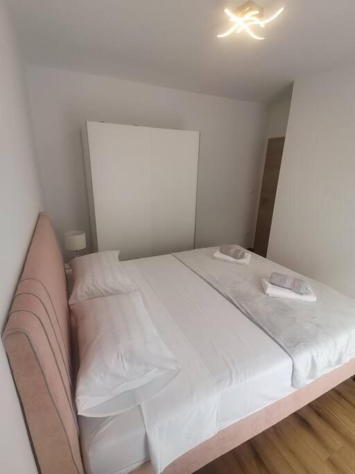 Apartment S ビビニェ エクステリア 写真