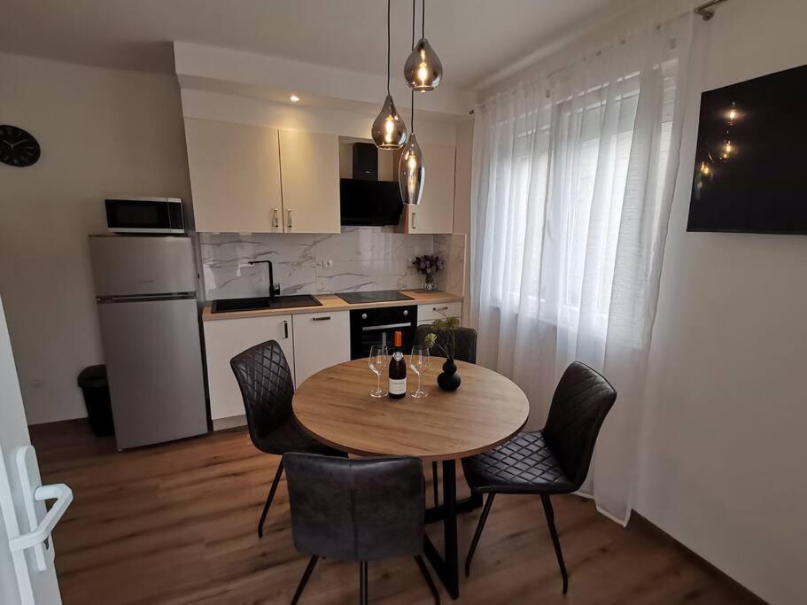 Apartment S ビビニェ エクステリア 写真