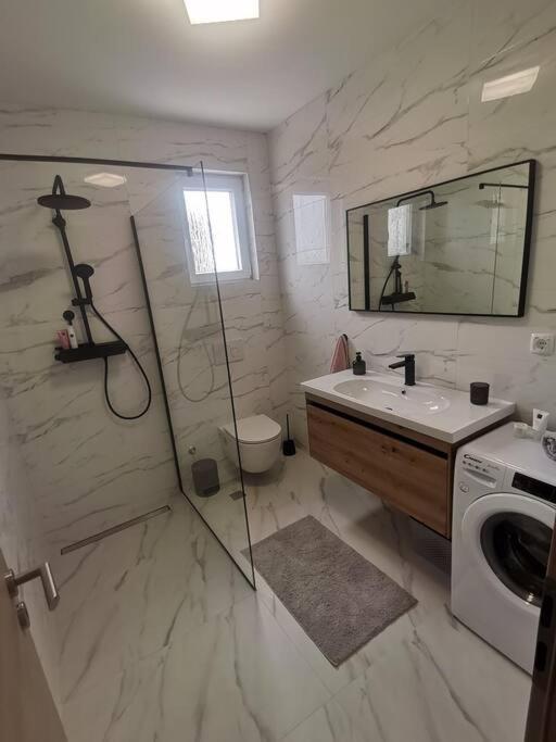 Apartment S ビビニェ エクステリア 写真