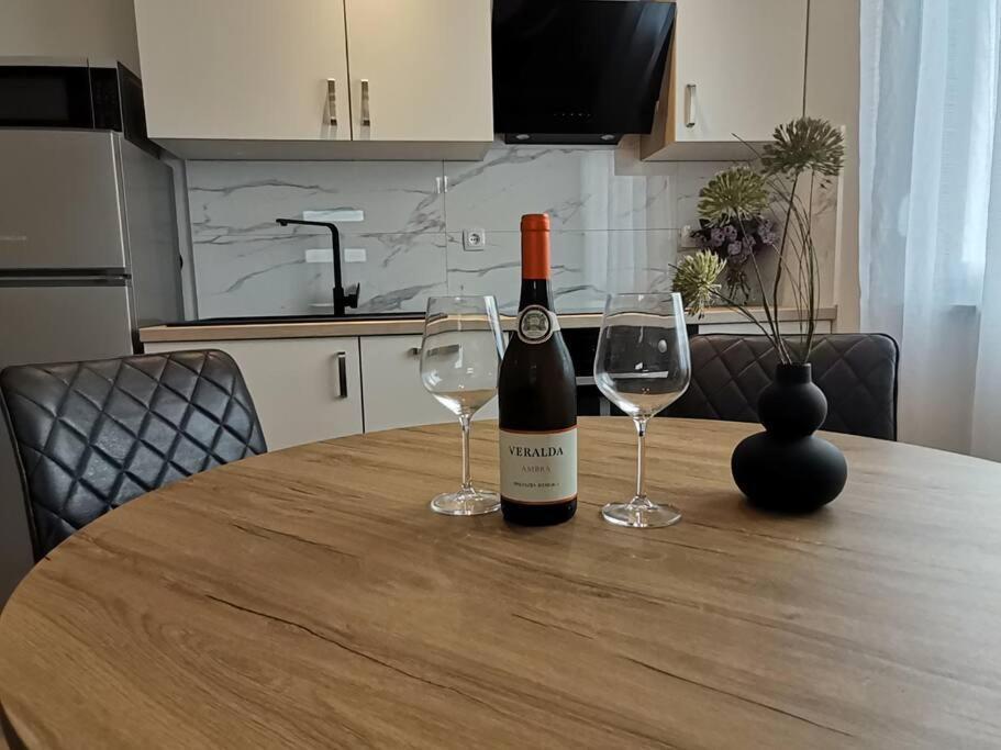 Apartment S ビビニェ エクステリア 写真
