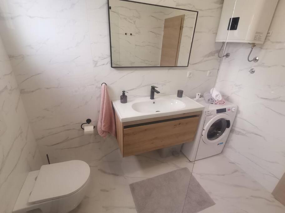 Apartment S ビビニェ エクステリア 写真